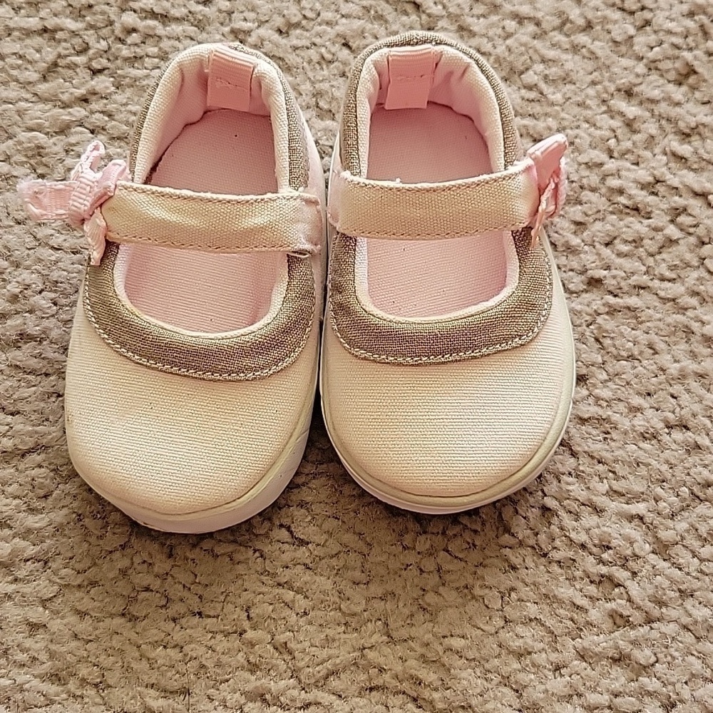 Baby Girl’s Shoes
